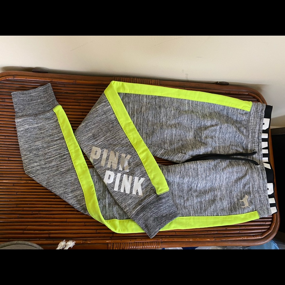 Pink skinny sweatpants